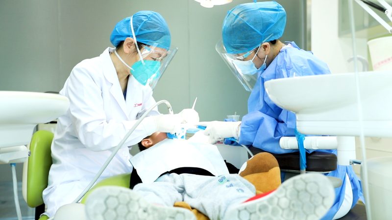 以下列举了市场上较为知名的儿童牙齿矫正品牌，供家长们参考：